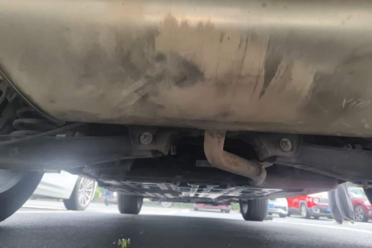 Used Roewe RX5 New Energy 2017 eRX5 50T Hybrid Connected Prestige Flagship Edition Chassis Rear