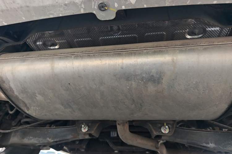 Used Roewe RX5 New Energy 2017 eRX5 50T Hybrid Connected Prestige Flagship Edition Chassis Rear