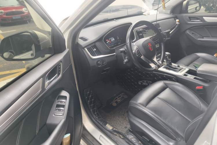 Used Roewe RX5 New Energy 2017 eRX5 50T Hybrid Connected Prestige Flagship Edition Driver Seat