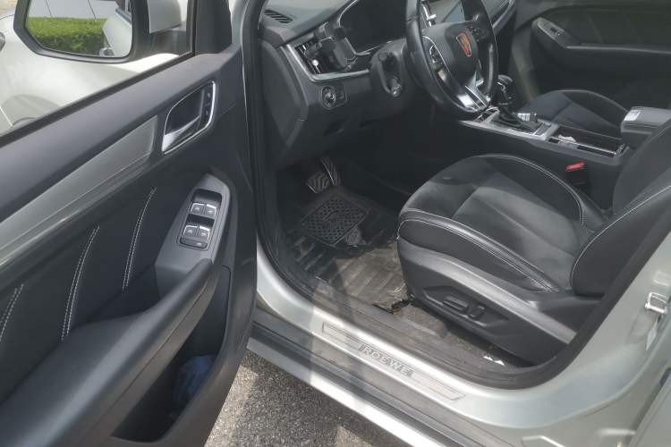 Used Roewe RX5 New Energy 2017 eRX5 50T Hybrid Connected Prestige Flagship Edition Driver Seat