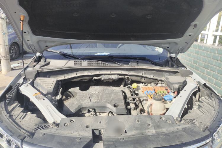 Used Roewe RX5 New Energy 2017 eRX5 50T Hybrid Connected Prestige Flagship Edition Engine Bay