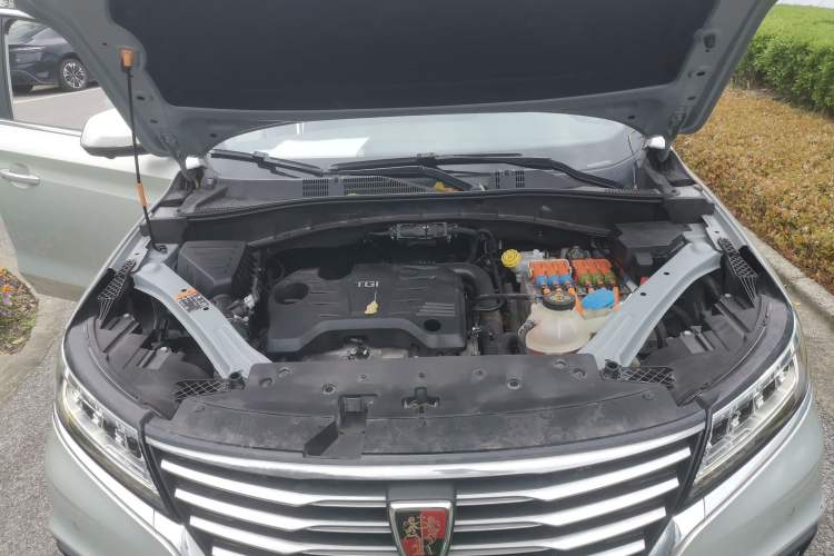 Used Roewe RX5 New Energy 2017 eRX5 50T Hybrid Connected Prestige Flagship Edition Engine Bay