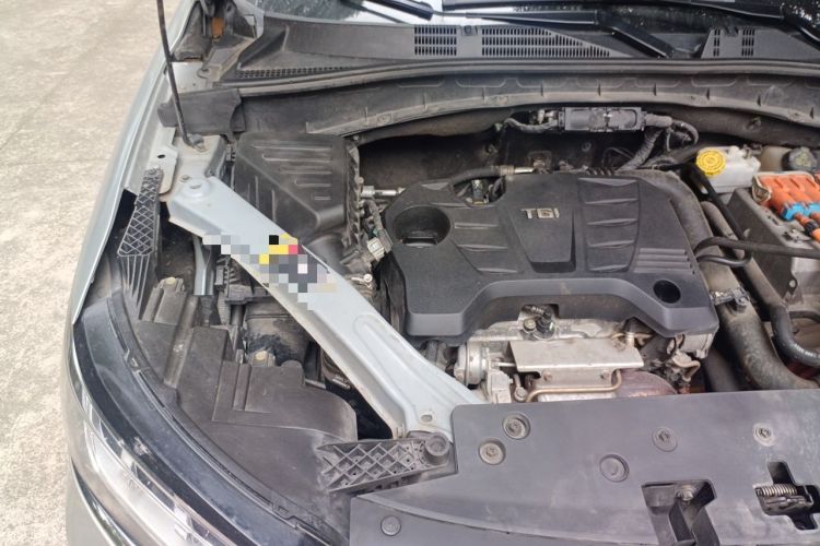 Used Roewe RX5 New Energy 2017 eRX5 50T Hybrid Connected Prestige Flagship Edition Engine Bay Right