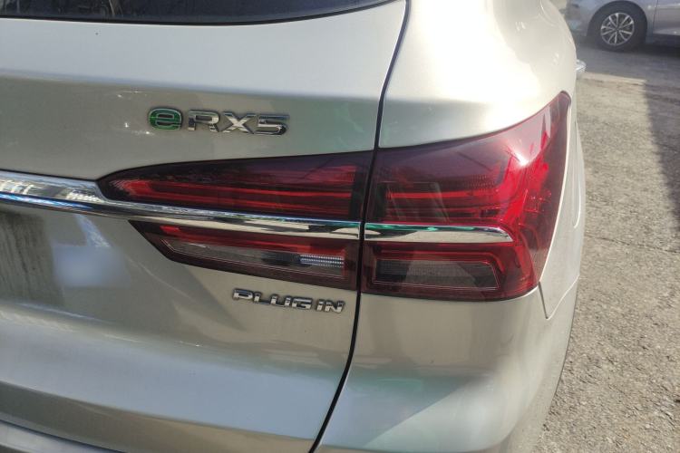 Used Roewe RX5 New Energy 2017 eRX5 50T Hybrid Connected Prestige Flagship Edition Exterior 5