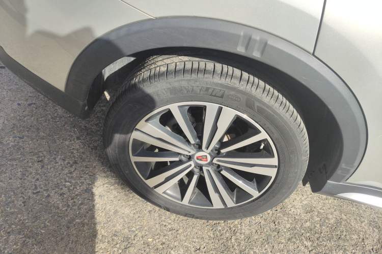 Used Roewe RX5 New Energy 2017 eRX5 50T Hybrid Connected Prestige Flagship Edition Exterior 7