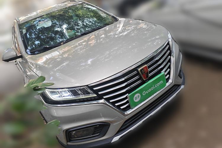 Used Roewe RX5 New Energy 2017 ERX5 EV400 Electric Internet Supreme Edition Front Right 45 Deg
