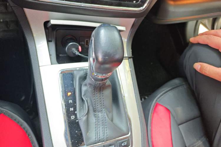 Used Roewe RX5 New Energy 2017 eRX5 50T Hybrid Connected Prestige Flagship Edition Gear Lever