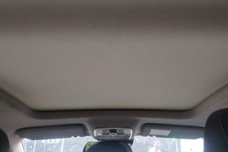 Used Roewe RX5 New Energy 2017 eRX5 50T Hybrid Connected Prestige Flagship Edition Headliner