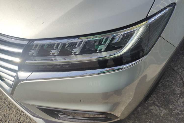 Used Roewe RX5 New Energy 2017 eRX5 50T Hybrid Connected Prestige Flagship Edition Left Front Headlight