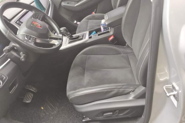 Used Roewe RX5 New Energy 2017 eRX5 50T Hybrid Connected Prestige Flagship Edition Left Front Seat