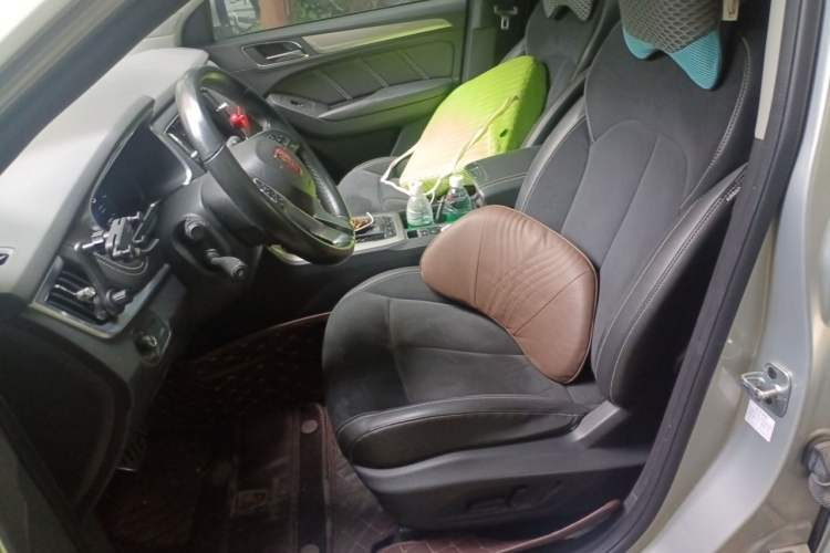 Used Roewe RX5 New Energy 2017 eRX5 50T Hybrid Connected Prestige Flagship Edition Left Front Seat