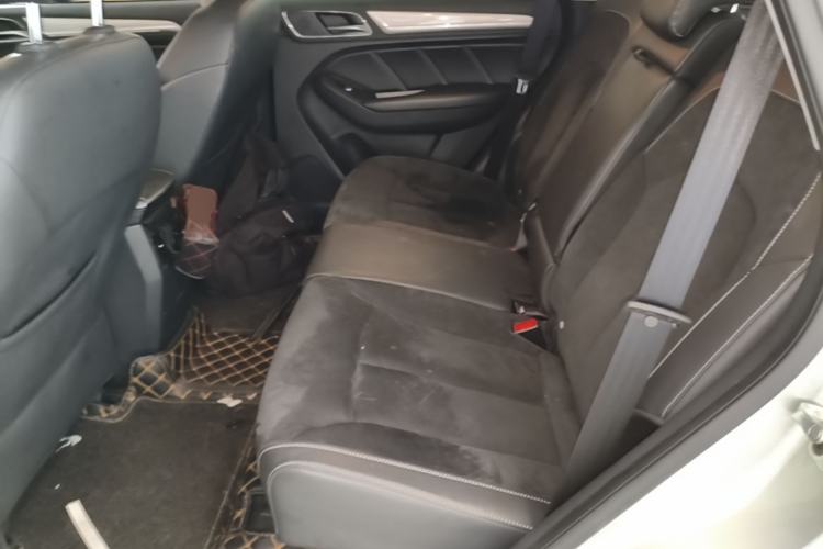 Used Roewe RX5 New Energy 2017 eRX5 50T Hybrid Connected Prestige Flagship Edition Left Rear Seat