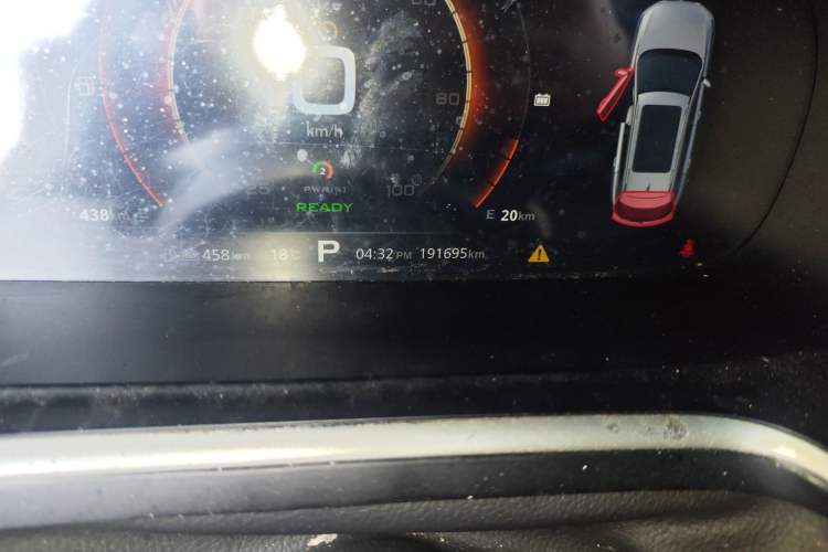Used Roewe RX5 New Energy 2017 eRX5 50T Hybrid Connected Prestige Flagship Edition Odometer Close Up