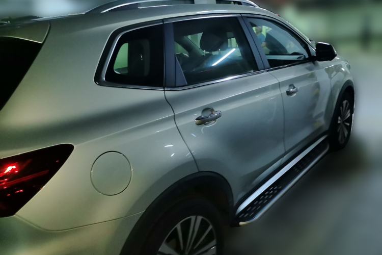 Used Roewe RX5 New Energy 2017 eRX5 50T Hybrid Connected Prestige Flagship Edition Rear Right 45 Deg