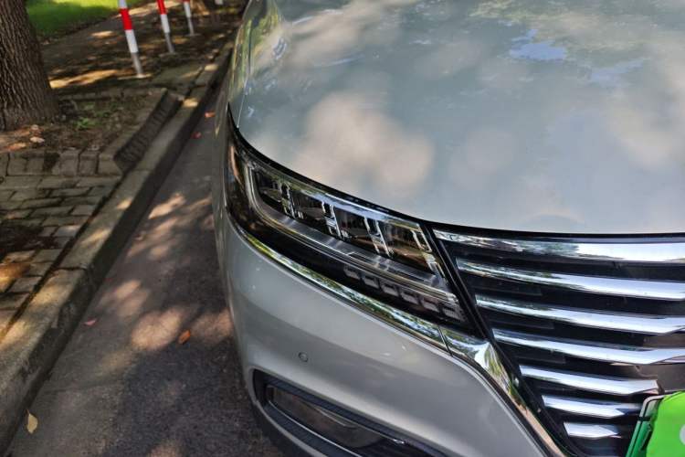 Used Roewe RX5 New Energy 2017 eRX5 50T Hybrid Connected Prestige Flagship Edition Right Front Headlight
