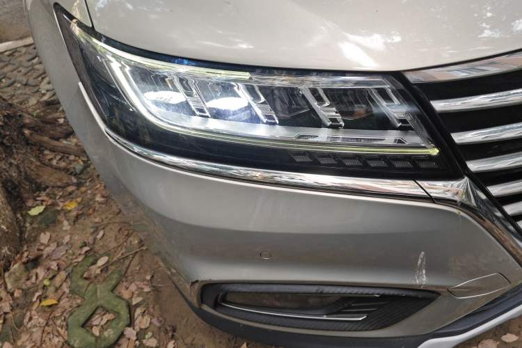 Used Roewe RX5 New Energy 2017 ERX5 EV400 Electric Internet Supreme Edition Right Front Headlight