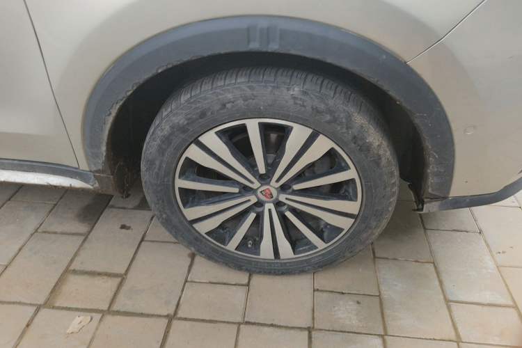 Used Roewe RX5 New Energy 2017 ERX5 EV400 Electric Internet Supreme Edition Right Front Wheel Hub
