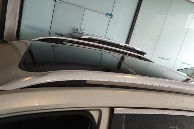 Used Roewe RX5 New Energy 2017 eRX5 50T Hybrid Connected Prestige Flagship Edition Roof