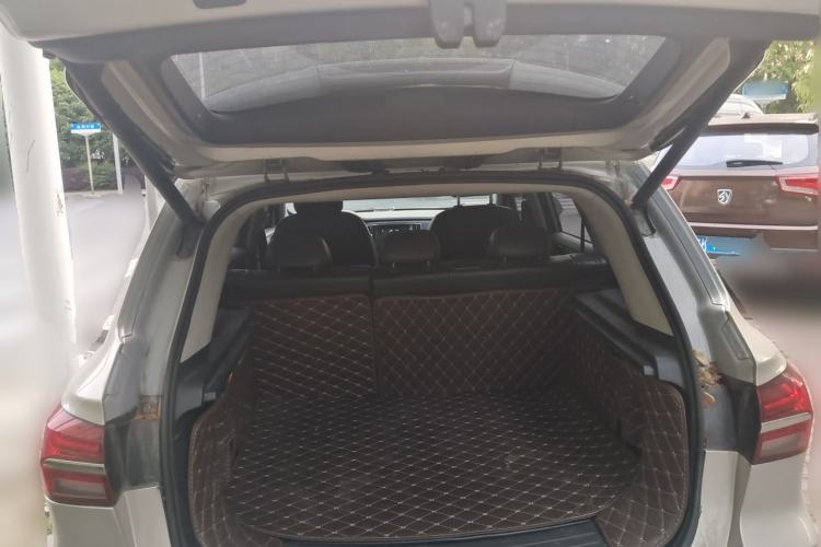 Used Roewe RX5 New Energy 2017 eRX5 50T Hybrid Connected Prestige Flagship Edition Trunk