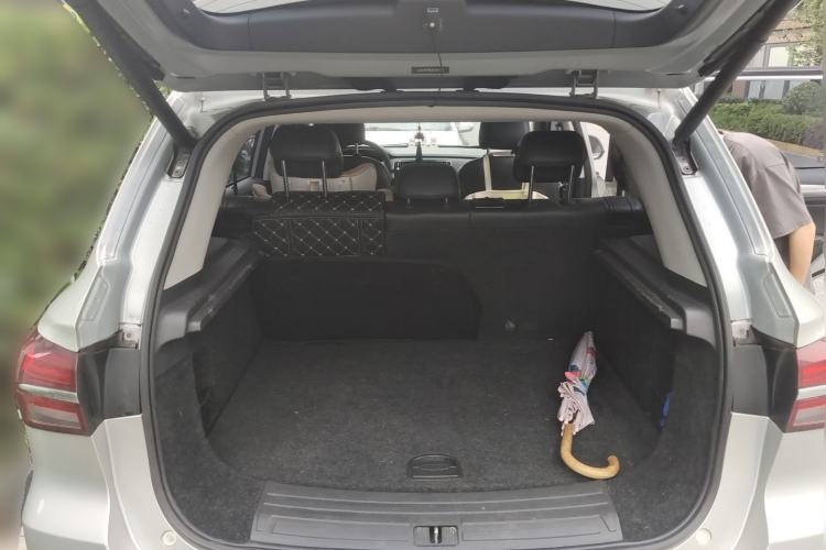 Used Roewe RX5 New Energy 2017 eRX5 50T Hybrid Connected Prestige Flagship Edition Trunk