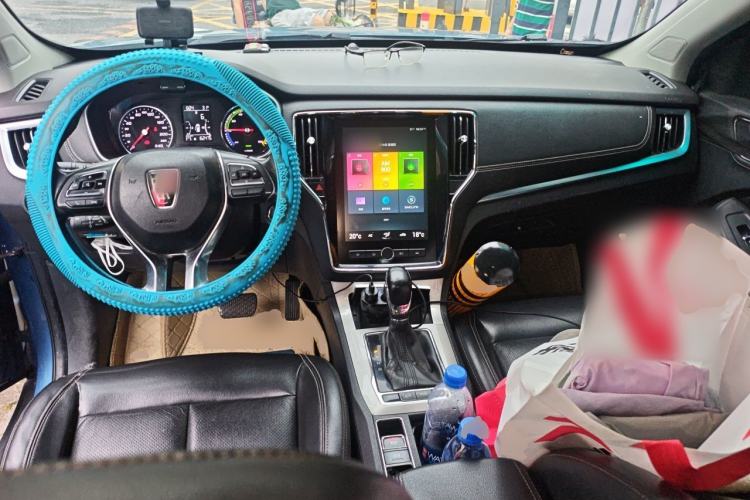 Used Roewe RX5 New Energy 2018 eRX5 50T Hybrid Luxury Edition Center Console