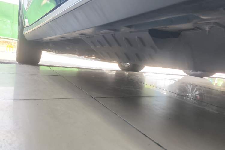 Used Roewe RX5 New Energy 2018 eRX5 50T Hybrid Luxury Edition Left Side Sill