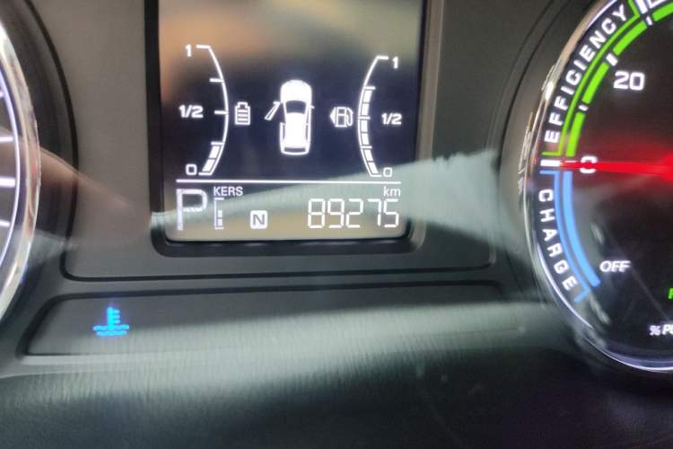 Used Roewe RX5 New Energy 2018 eRX5 50T Hybrid Luxury Edition Odometer Close Up