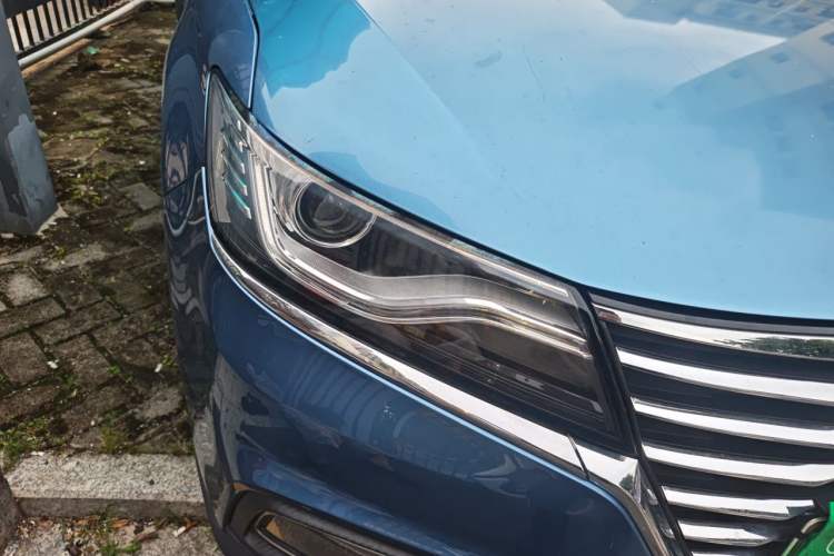 Used Roewe RX5 New Energy 2018 eRX5 50T Hybrid Luxury Edition Right Front Headlight