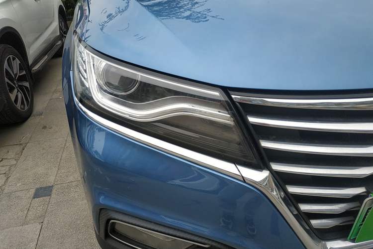 Used Roewe RX5 New Energy 2018 eRX5 50T Hybrid Luxury Edition Right Front Headlight