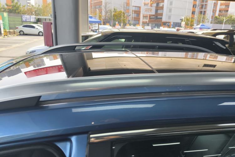 Used Roewe RX5 New Energy 2018 eRX5 50T Hybrid Luxury Edition Roof