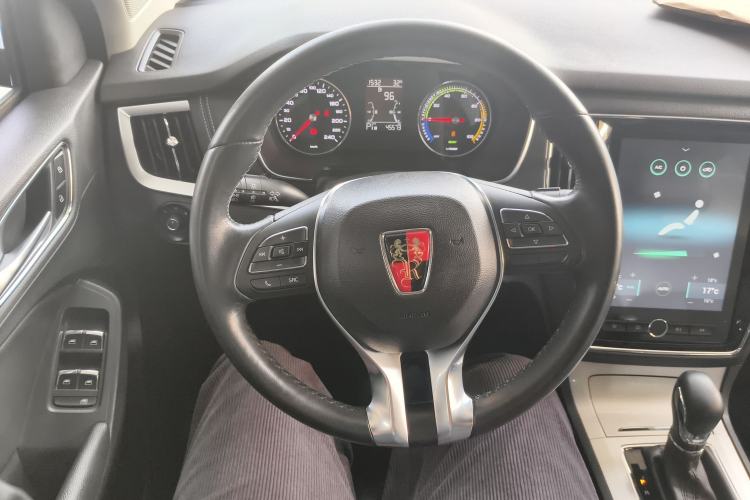 Used Roewe RX5 New Energy 2018 eRX5 50T Hybrid Luxury Edition Steering Wheel
