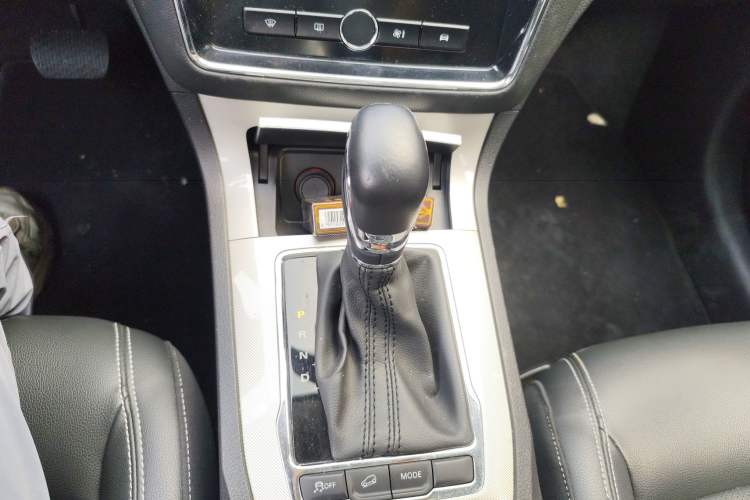 Used Roewe RX5 New Energy 2018 eRX5 50T Hybrid Luxury Edition Gear Lever