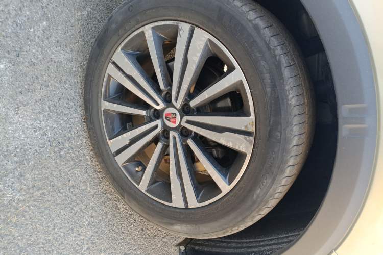 Used Roewe RX5 New Energy 2018 eRX5 50T Hybrid Luxury Edition Right Front Wheel Hub