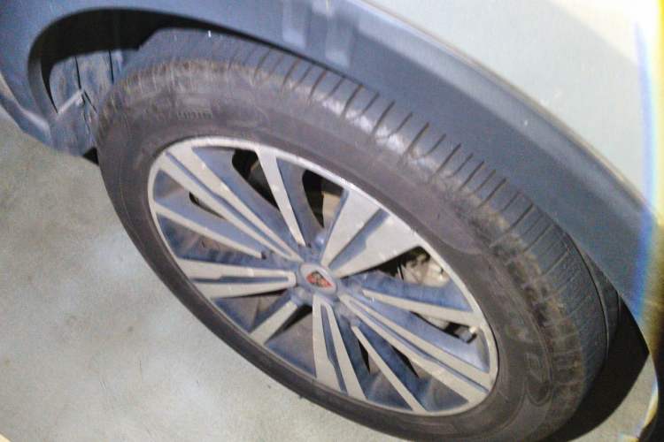 Used Roewe RX5 New Energy 2018 eRX5 50T Hybrid Luxury Edition Right Front Wheel Hub