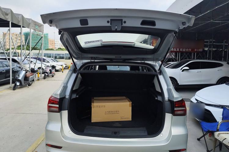 Used Roewe RX5 New Energy 2018 eRX5 50T Hybrid Luxury Edition Trunk