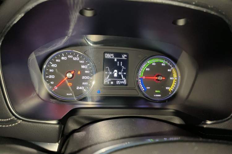 Used Roewe RX5 New Energy 2018 eRX5 50T Hybrid Luxury Edition Instrument Cluster