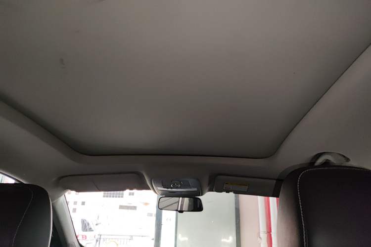 Used Roewe RX5 New Energy 2018 eRX5 50T Hybrid Luxury Edition Headliner