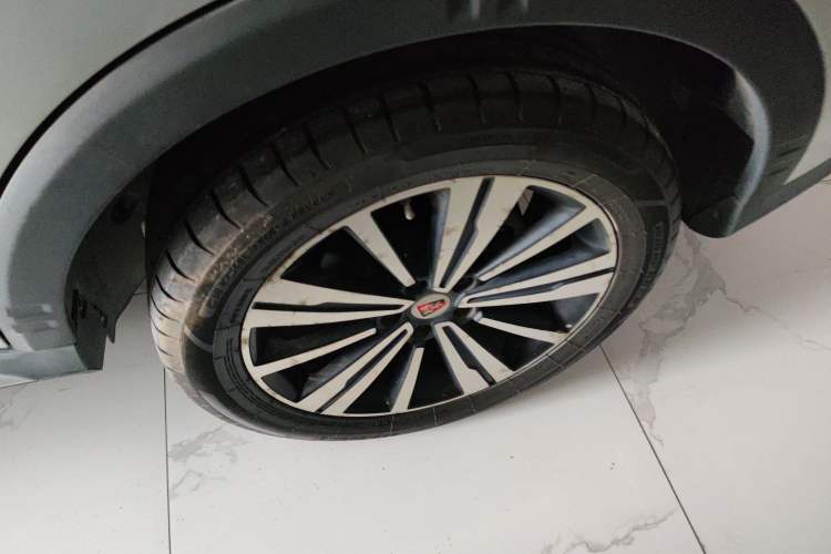 Used Roewe RX5 New Energy 2018 eRX5 50T Hybrid Luxury Edition Left Rear Wheel Hub