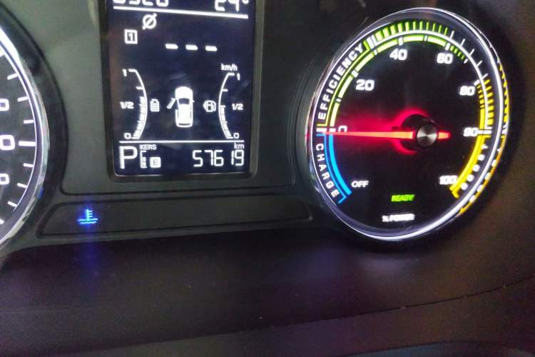 Used Roewe RX5 New Energy 2018 eRX5 50T Hybrid Luxury Edition Odometer Close Up