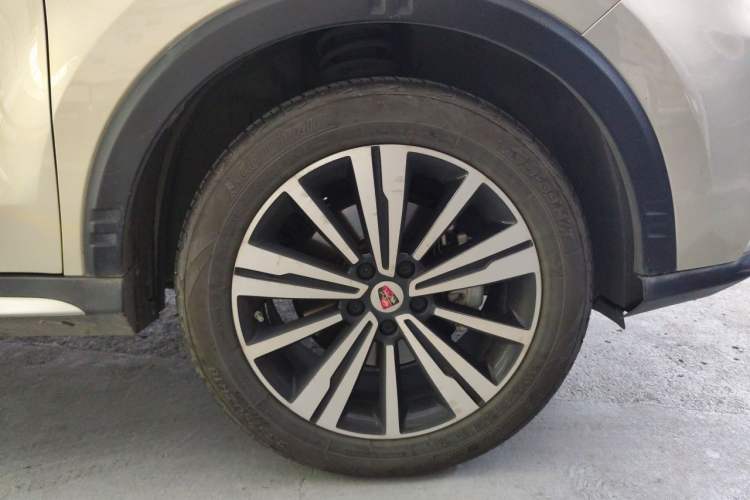 Used Roewe RX5 New Energy 2018 eRX5 50T Hybrid Luxury Edition Right Front Wheel Hub