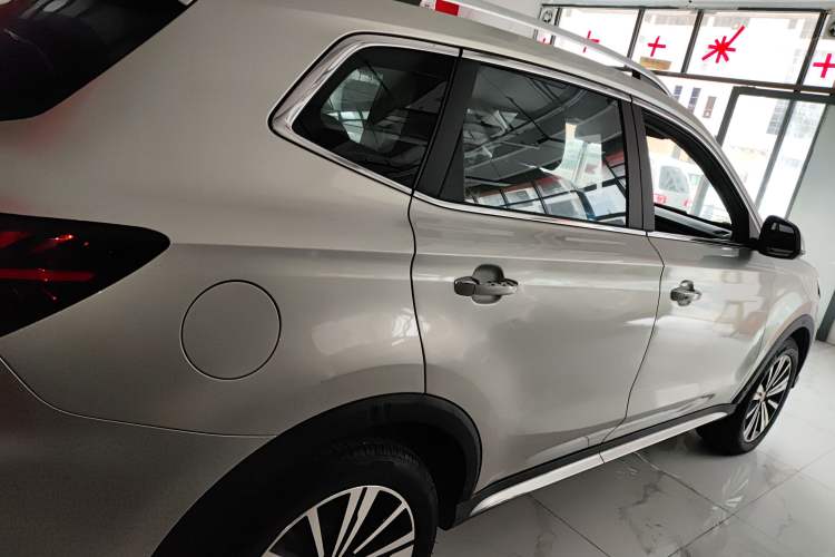 Used Roewe RX5 New Energy 2018 eRX5 50T Hybrid Luxury Edition Right Side