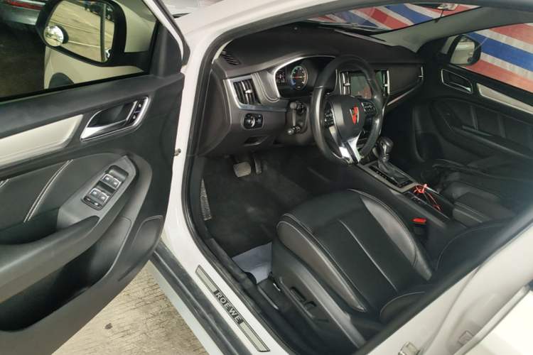 Used Roewe RX5 New Energy 2018 eRX5 50T Hybrid Luxury Edition Driver Seat