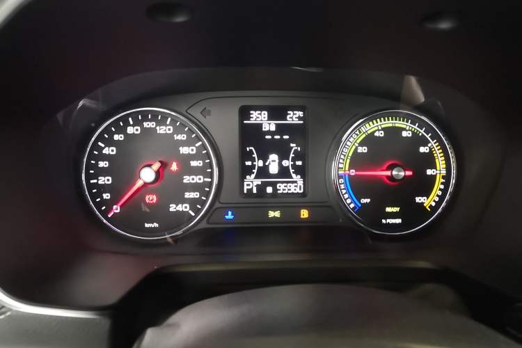 Used Roewe RX5 New Energy 2018 eRX5 50T Hybrid Luxury Edition Instrument Cluster
