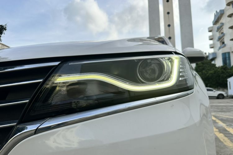 Used Roewe RX5 New Energy 2018 eRX5 50T Hybrid Luxury Edition Left Front Headlight