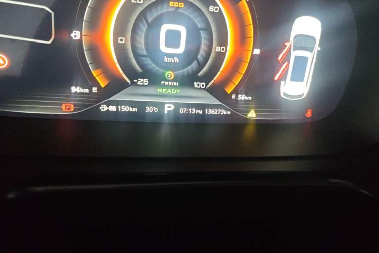 Used Roewe RX5 New Energy 2018 eRX5 50T Hybrid Luxury Edition Odometer Close Up