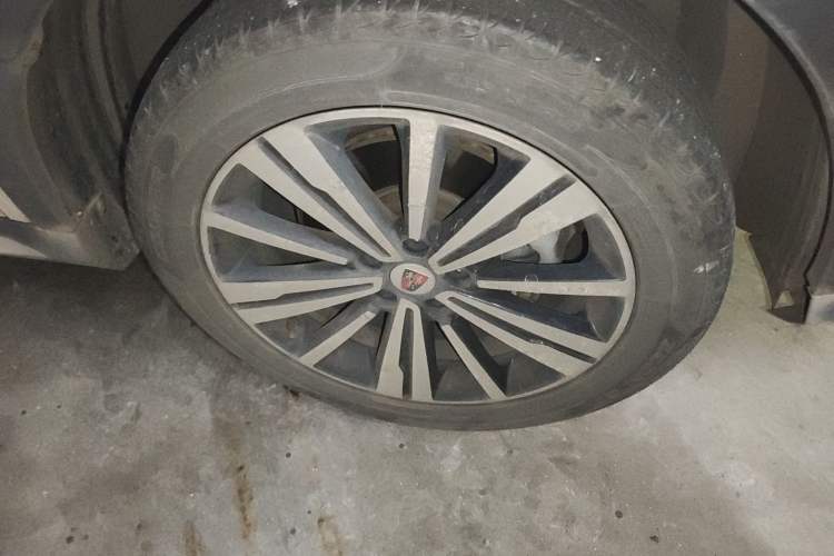 Used Roewe RX5 New Energy 2018 eRX5 50T Hybrid Luxury Edition Right Front Wheel Hub