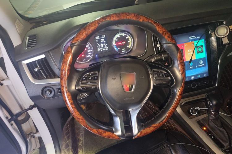 Used Roewe RX5 New Energy 2018 eRX5 50T Hybrid Luxury Edition Steering Wheel