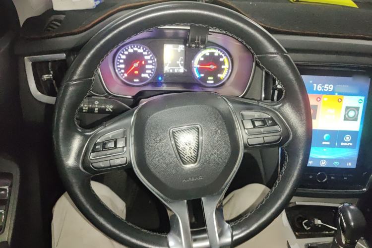 Used Roewe RX5 New Energy 2018 eRX5 50T Hybrid Luxury Edition Steering Wheel