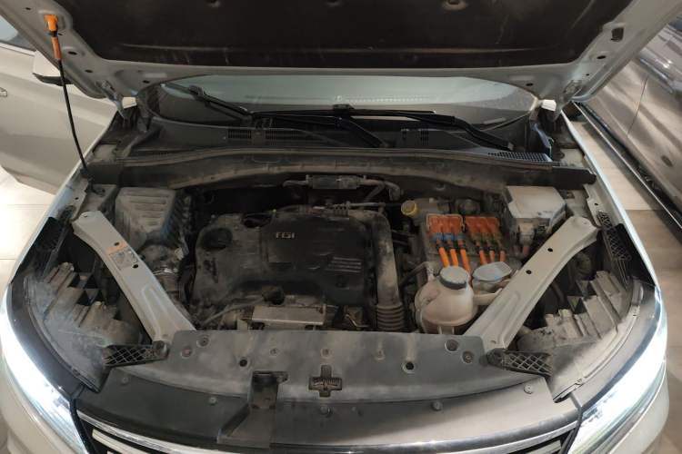 Used Roewe RX5 New Energy 2019 eRX5 50T Internet Superior Smart Edition Engine Bay