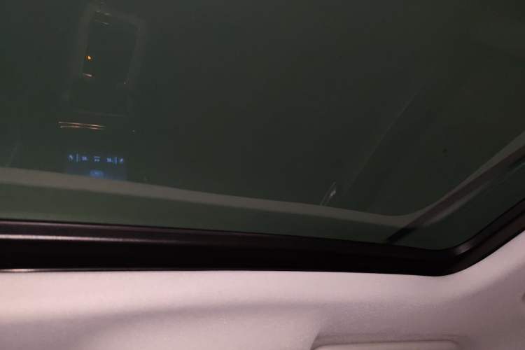 Used Roewe RX5 New Energy 2019 eRX5 50T Internet Superior Smart Edition Headliner
